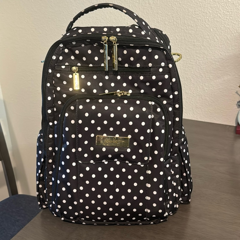 Jujube  Be Right Back diaper bag color - duchess
